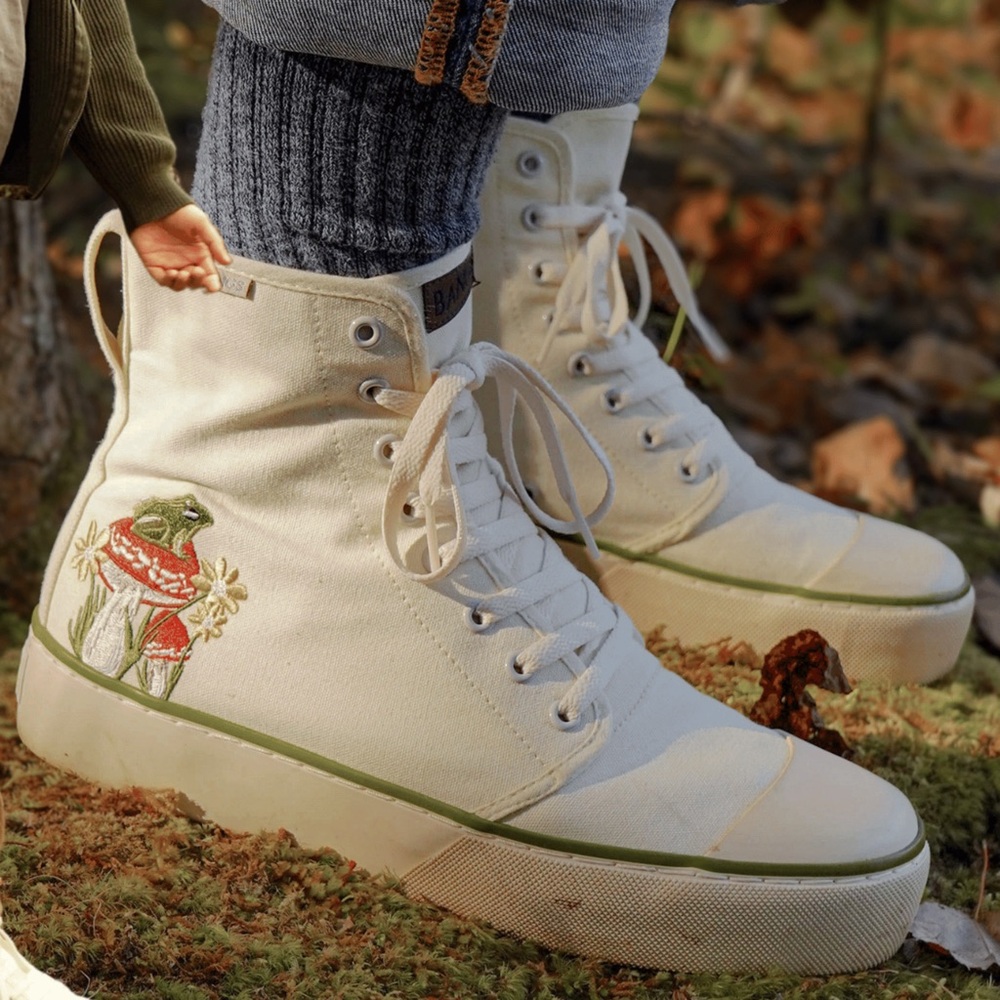 . Bangs Off White Toadstool Dreams Platform Embroidered High Top Sneakers